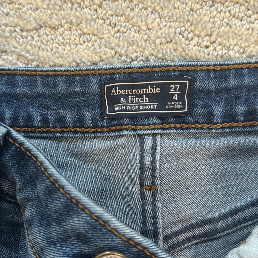 Abercrombie High Rise Short - Picture 2 of 5